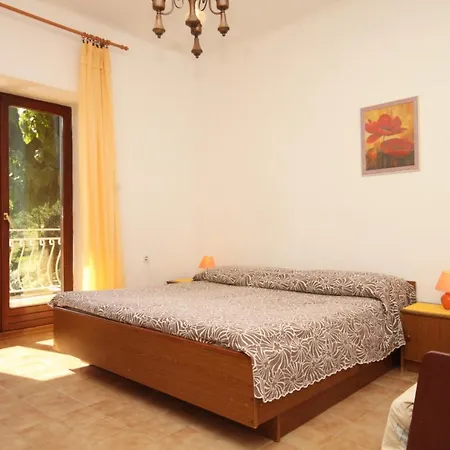 Apartment With A Parking Space Basanija, Umag - 7149