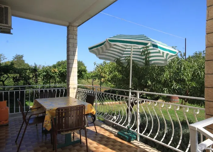 Appartement With Parking Space Basanija, Umag - 7149 *